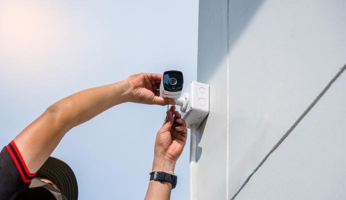 Outdoor security camera installation service Outdoor security camera installation service